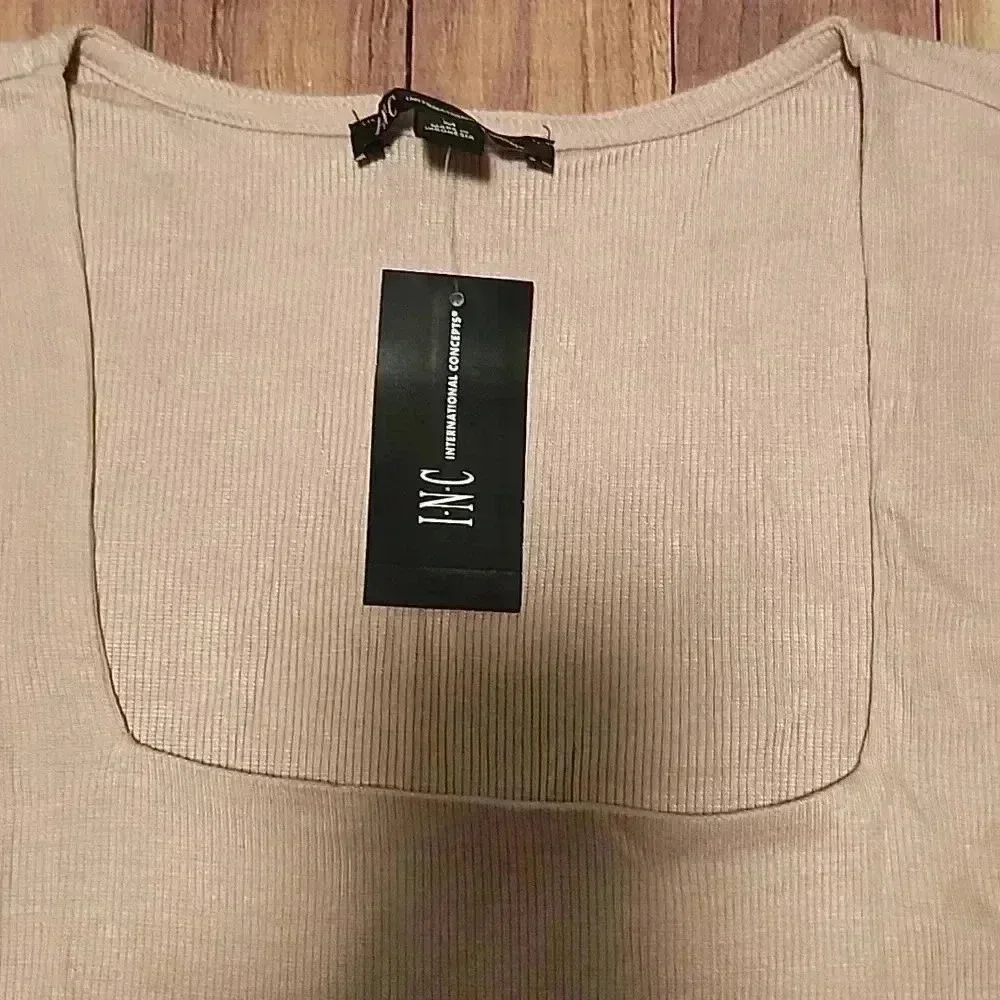 INC Long Sleeve Top - Picture 2 of 7